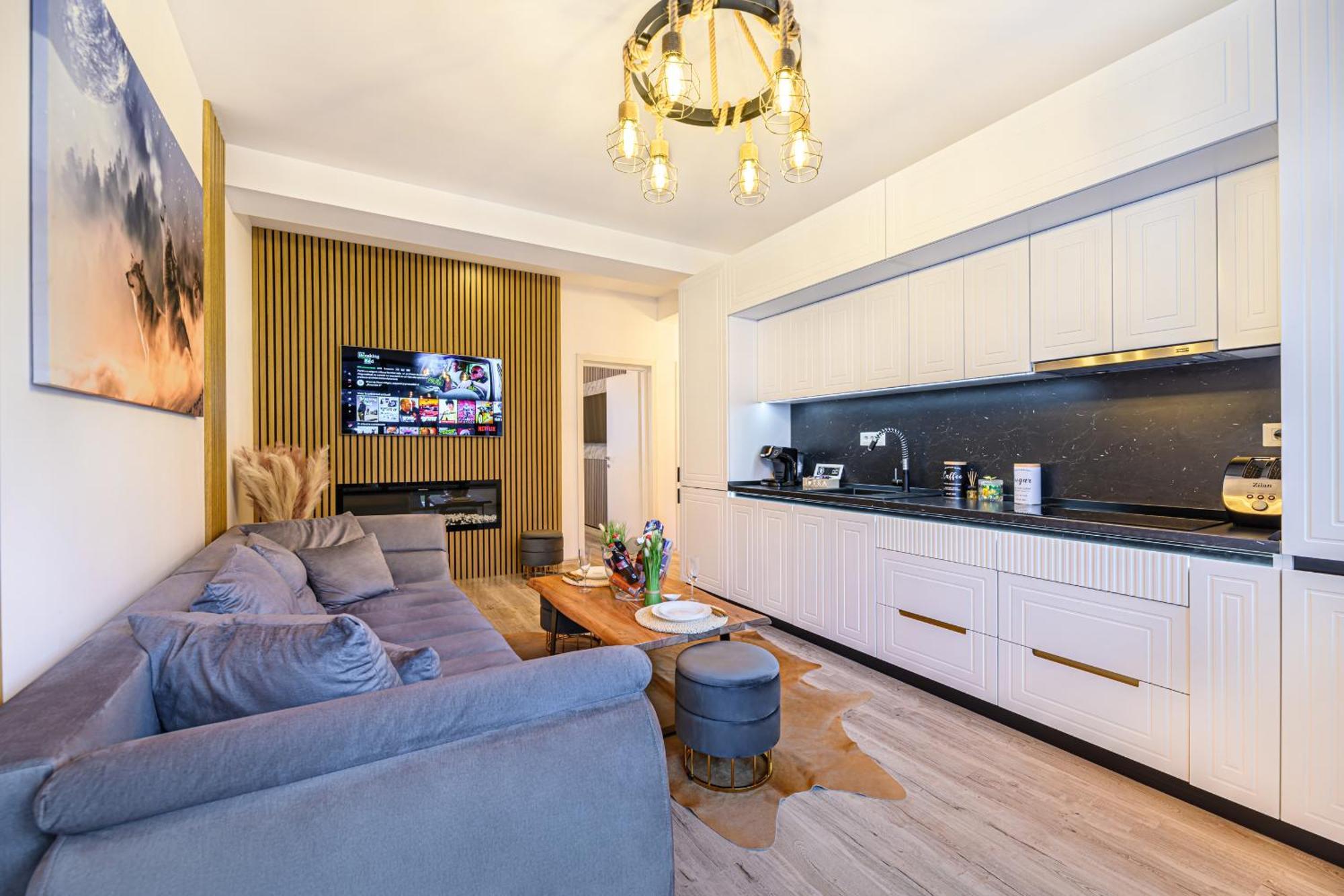 Ama Garden Apartment Buşteni Buitenkant foto