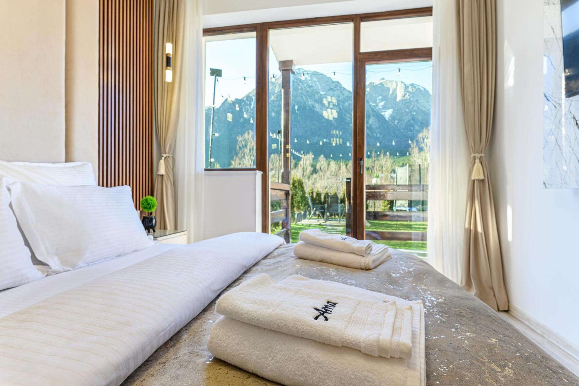 Ama Garden Apartment Buşteni Buitenkant foto