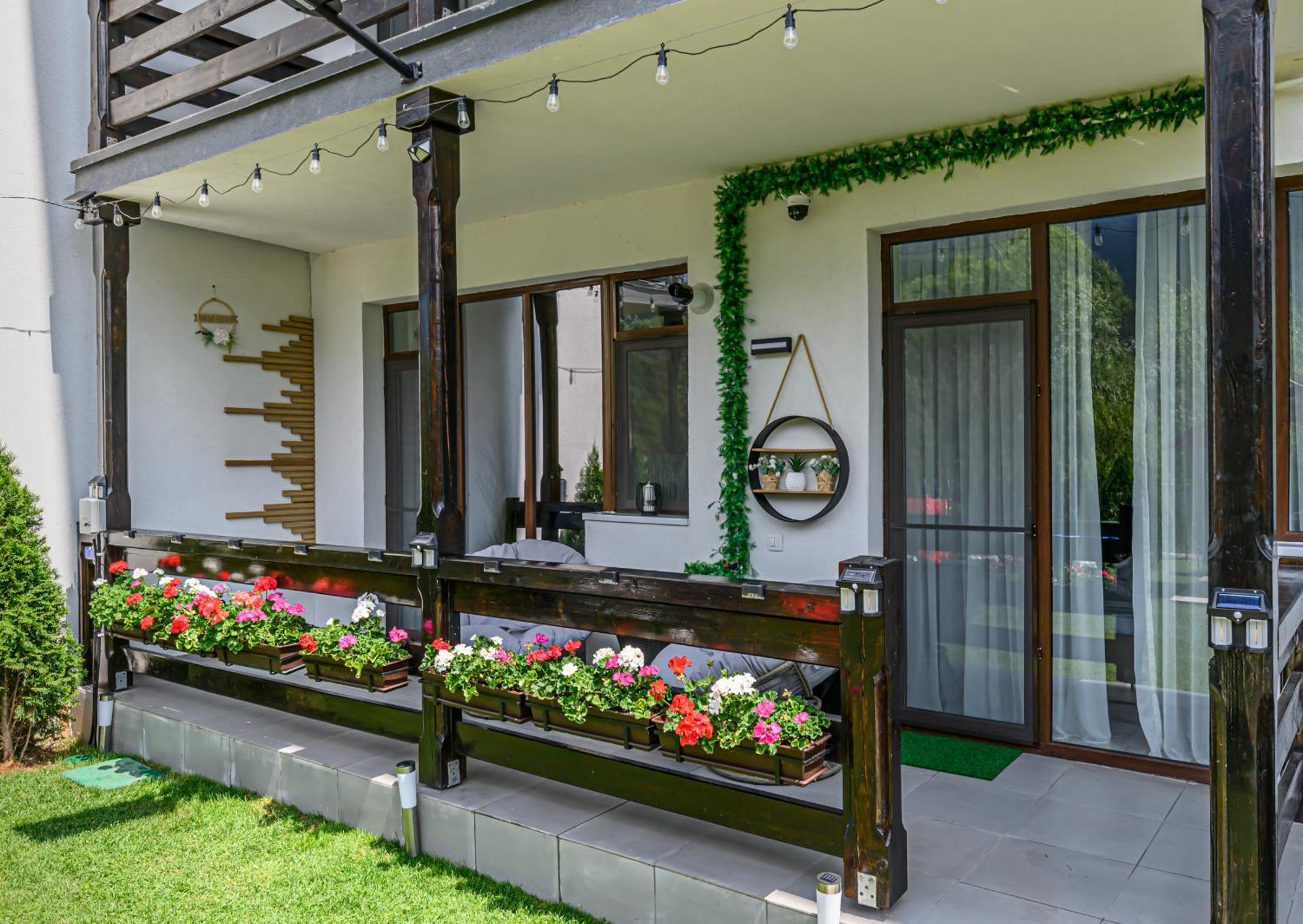 Ama Garden Apartment Buşteni Buitenkant foto